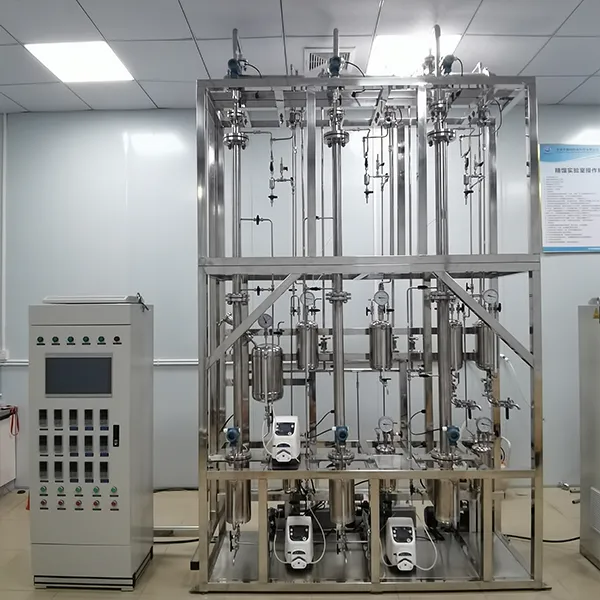 Laboratorinis distiliavimo aparatas